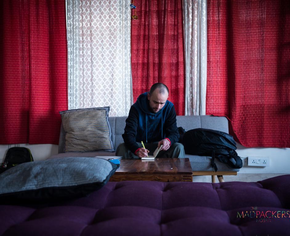 Madpackers Delhi Hostel New Delhi Ngoại thất bức ảnh
