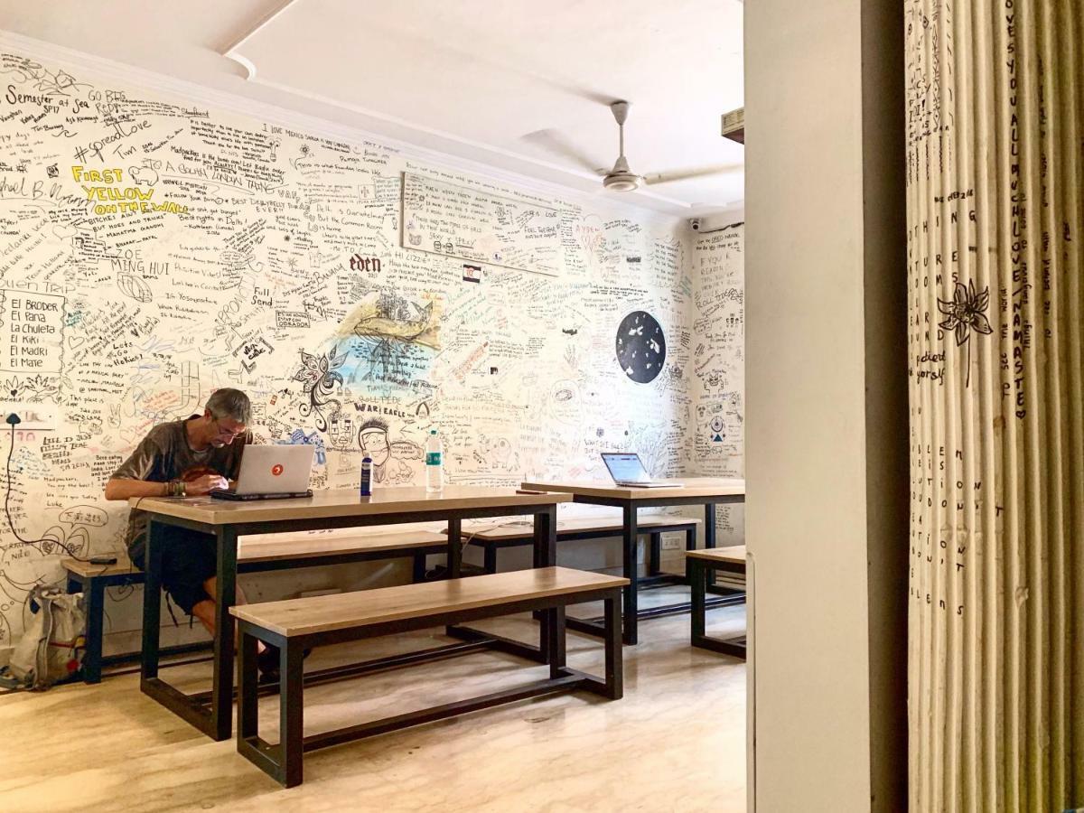 Madpackers Delhi Hostel New Delhi Ngoại thất bức ảnh